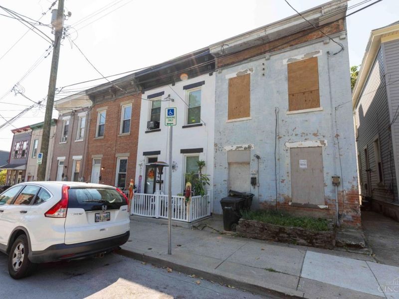 1575 Tremont Street, Cincinnati, OH 45214 Photo 2