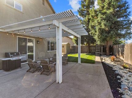723 Stewart St, Folsom, CA 95630 Photo