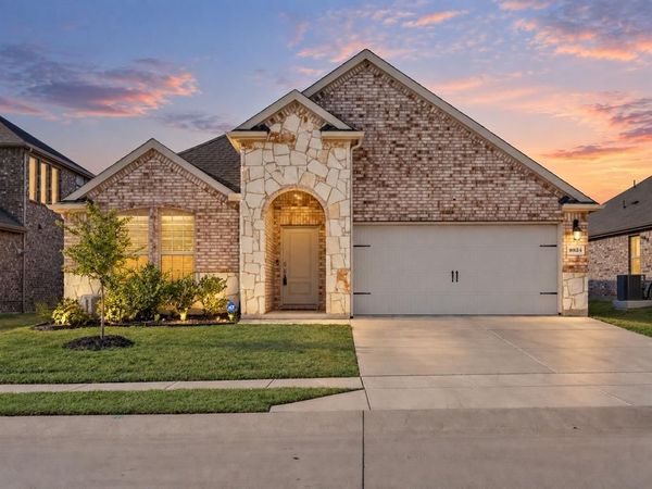 9824 Tin Star Street , Aubrey, TX 76227