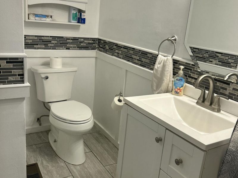 2403 New Castle Drive, Troy, OH 45373 Photo 12