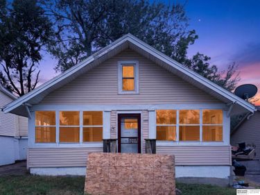 3611 Seward Street, Omaha, NE 68111
