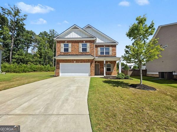 918 Brittfield Way, Loganville, GA 30052