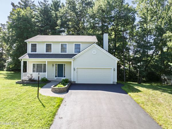 1912 Village Road, Niskayuna, NY 12309