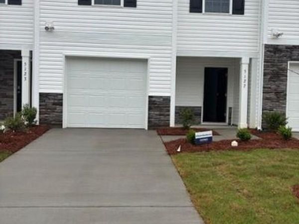 5127 Hyrule Drive, Charlotte, NC 28262