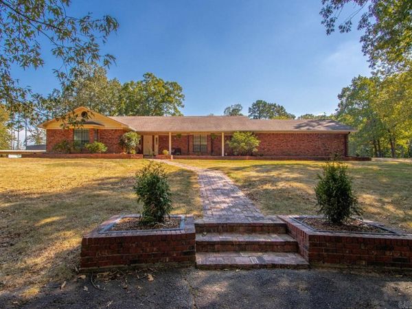 808 Chris Circle, Little Rock, AR 72206