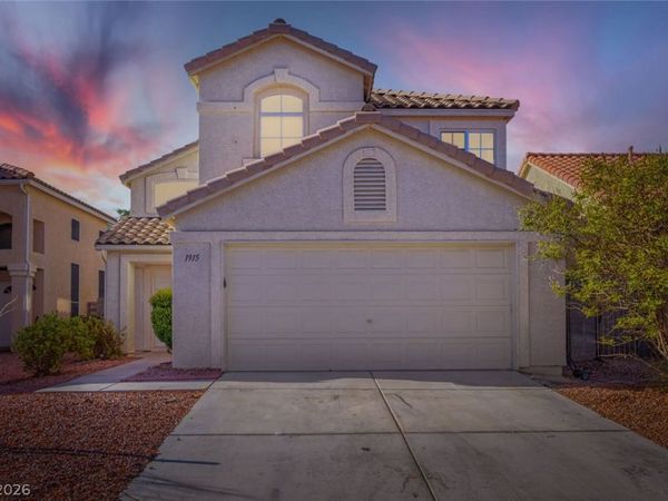 1915 Giant Rock Place, North Las Vegas, NV 89031