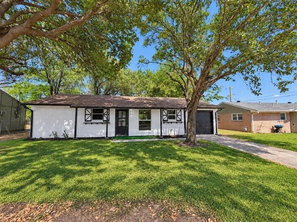 708 SW Southridge Drive, Burleson, TX 76028