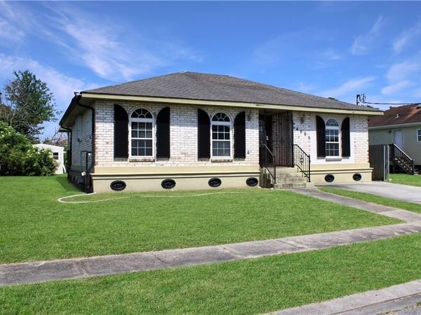 4965 SANDALWOOD Street, New Orleans, LA 70127