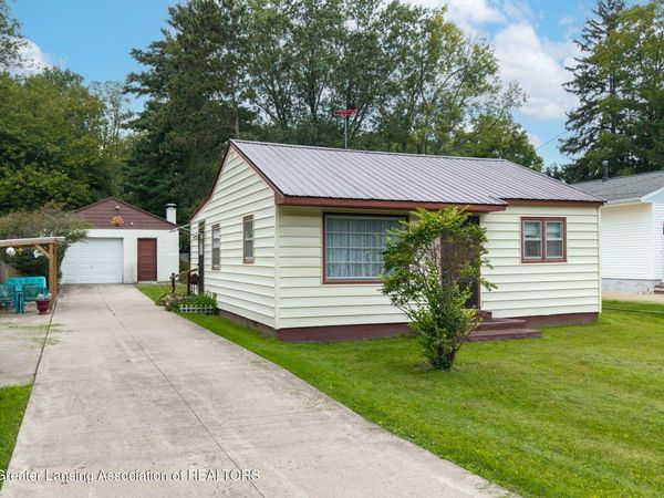 6332 Sommerset Road, Lansing, MI 48911