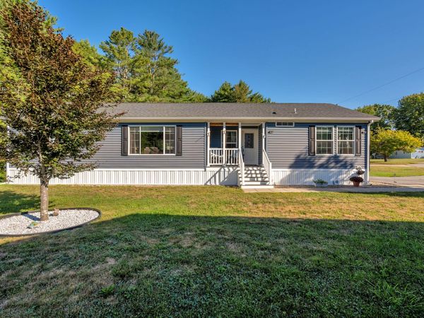 35 Sandalwood Circle , Kittery, ME 03904