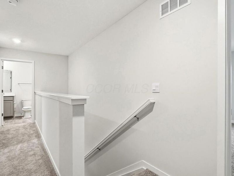1382 Marinelli Drive E, Columbus, OH 43228 Photo 19