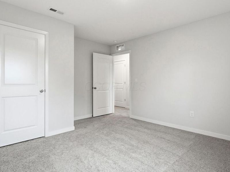 1382 Marinelli Drive E, Columbus, OH 43228 Photo 29