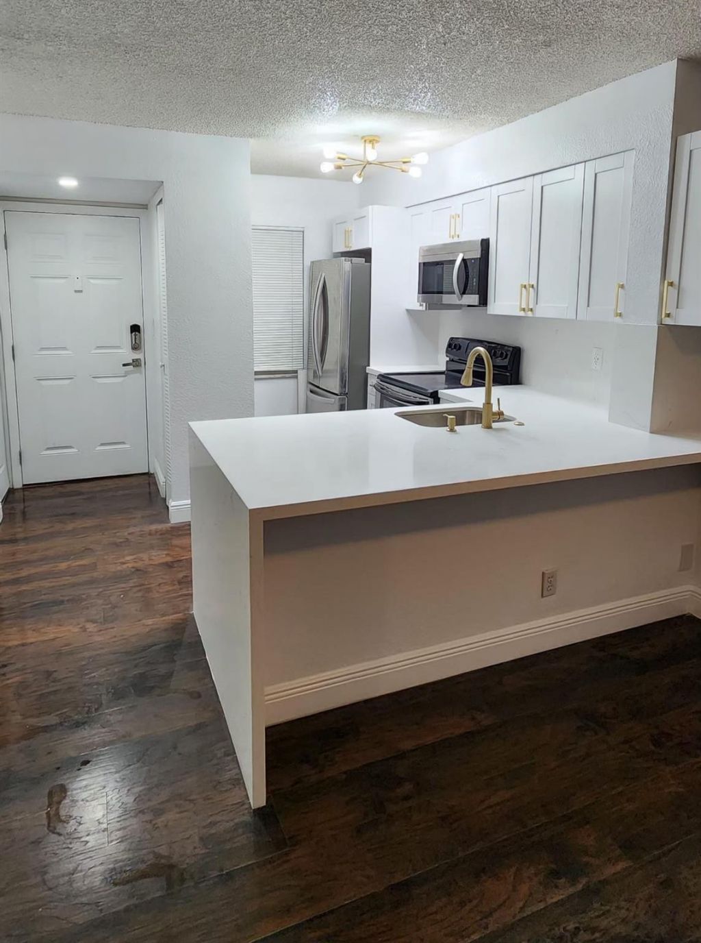 2104 S Cypress Bend Drive, Unit 406, Pompano Beach, FL 33069 Photo