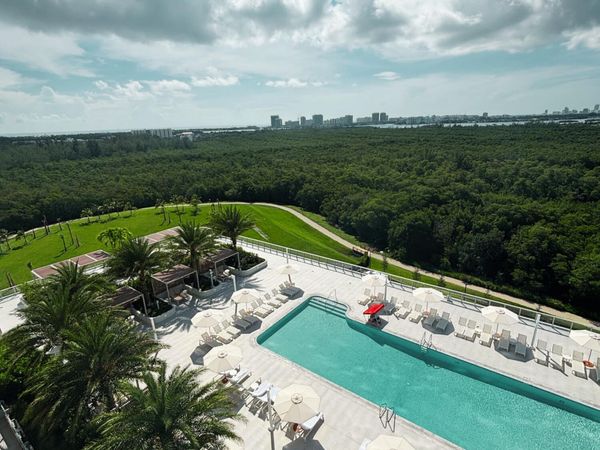 2411 Laguna Circle, Unit 1104, North Miami, FL 33181