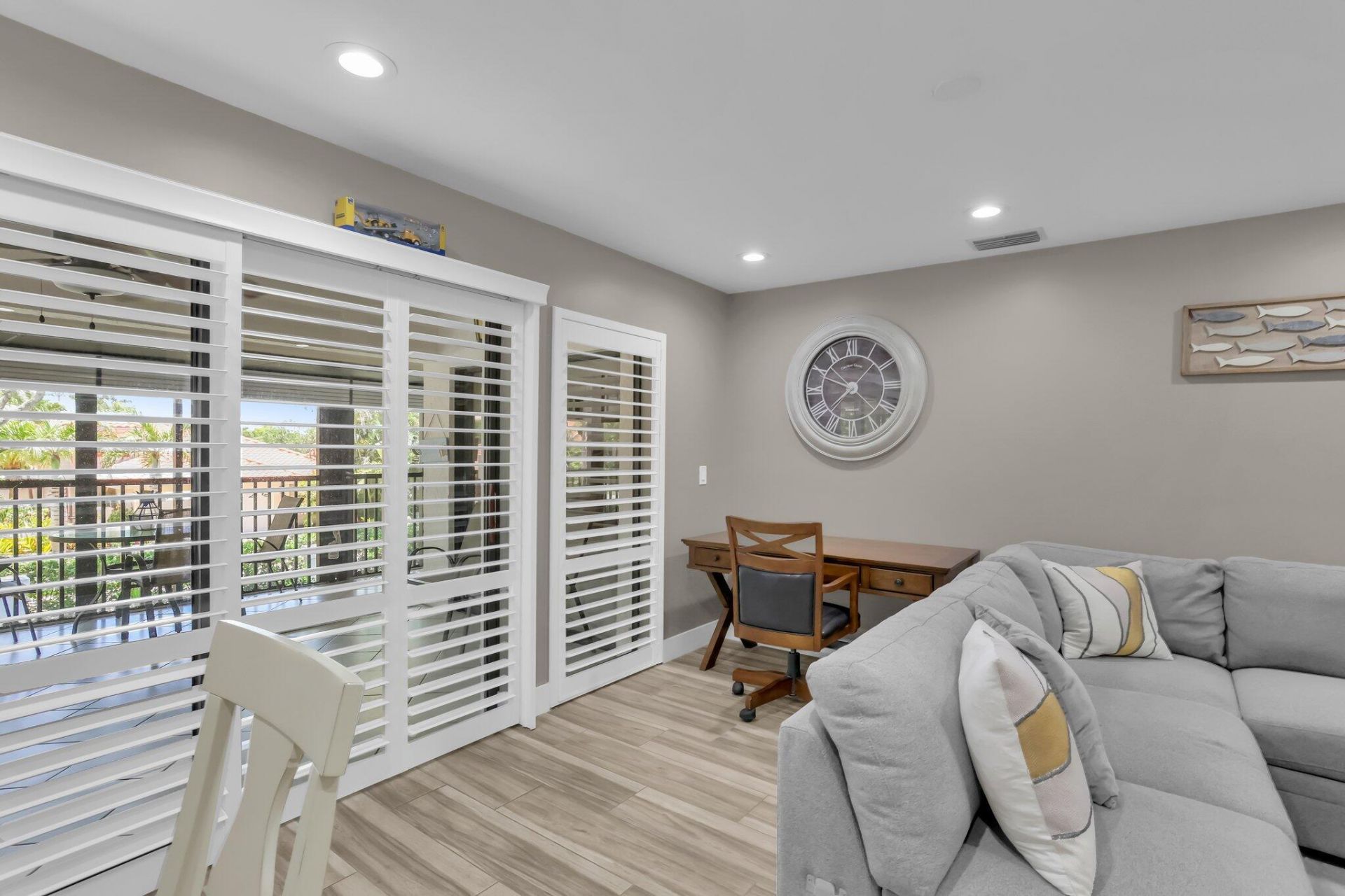 60 Pelican Pointe Drive, Unit 201, Delray Beach, FL 33483 Photo