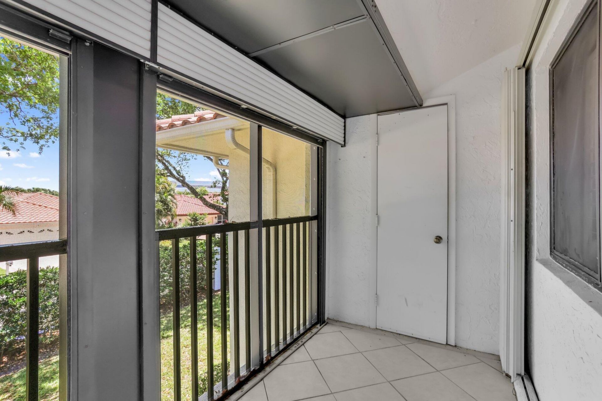 60 Pelican Pointe Drive, Unit 201, Delray Beach, FL 33483 Photo