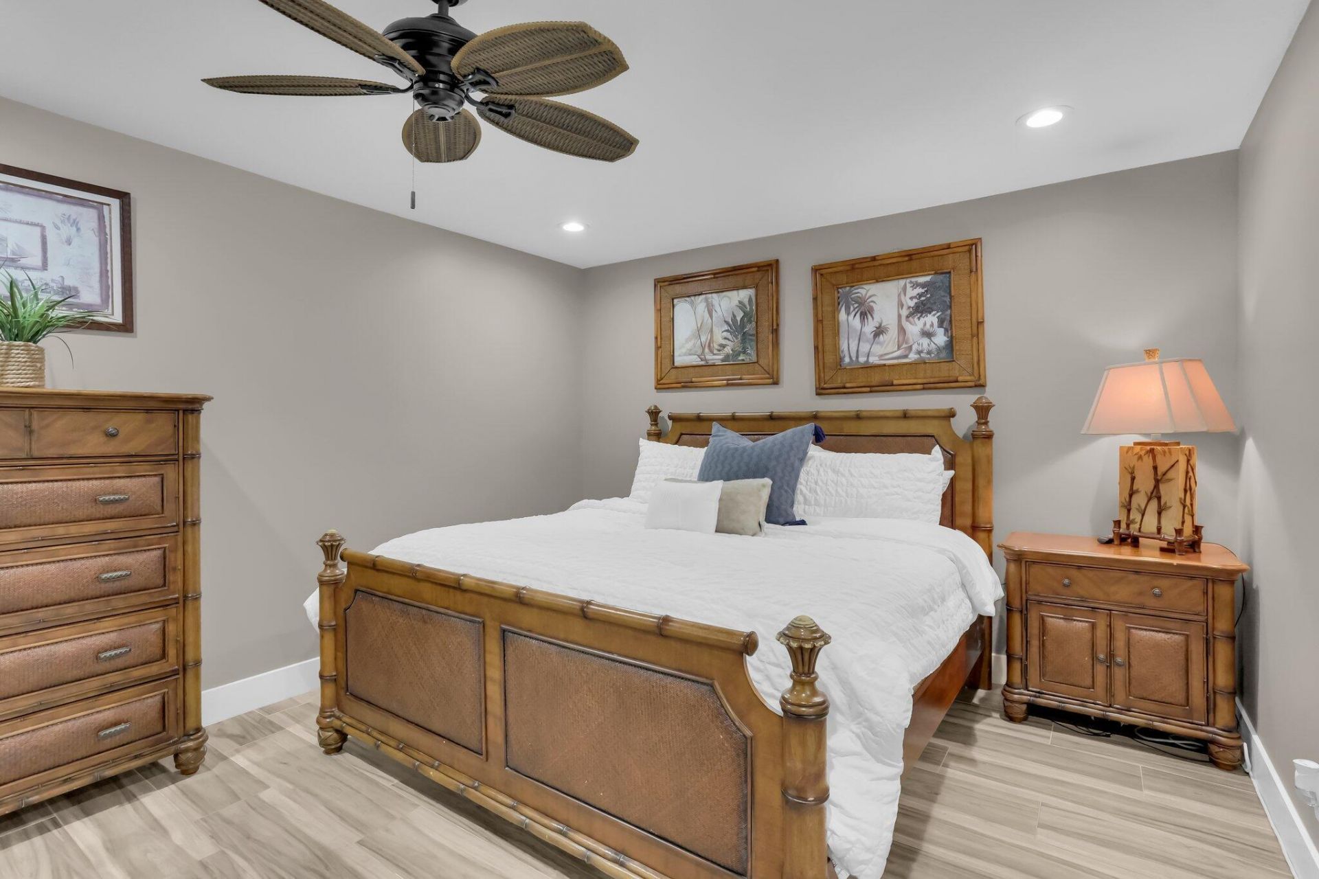 60 Pelican Pointe Drive, Unit 201, Delray Beach, FL 33483 Photo