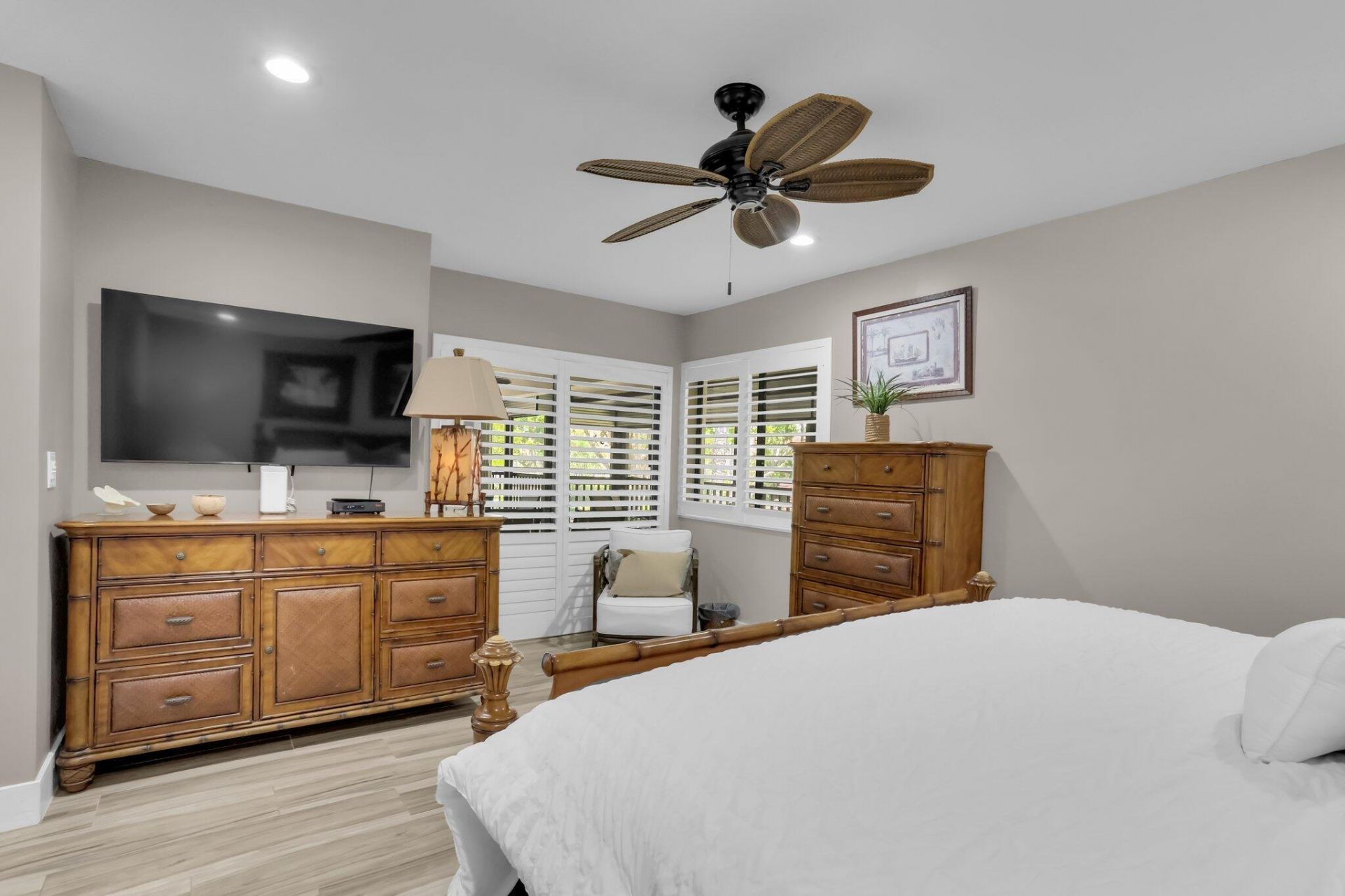 60 Pelican Pointe Drive, Unit 201, Delray Beach, FL 33483 Photo
