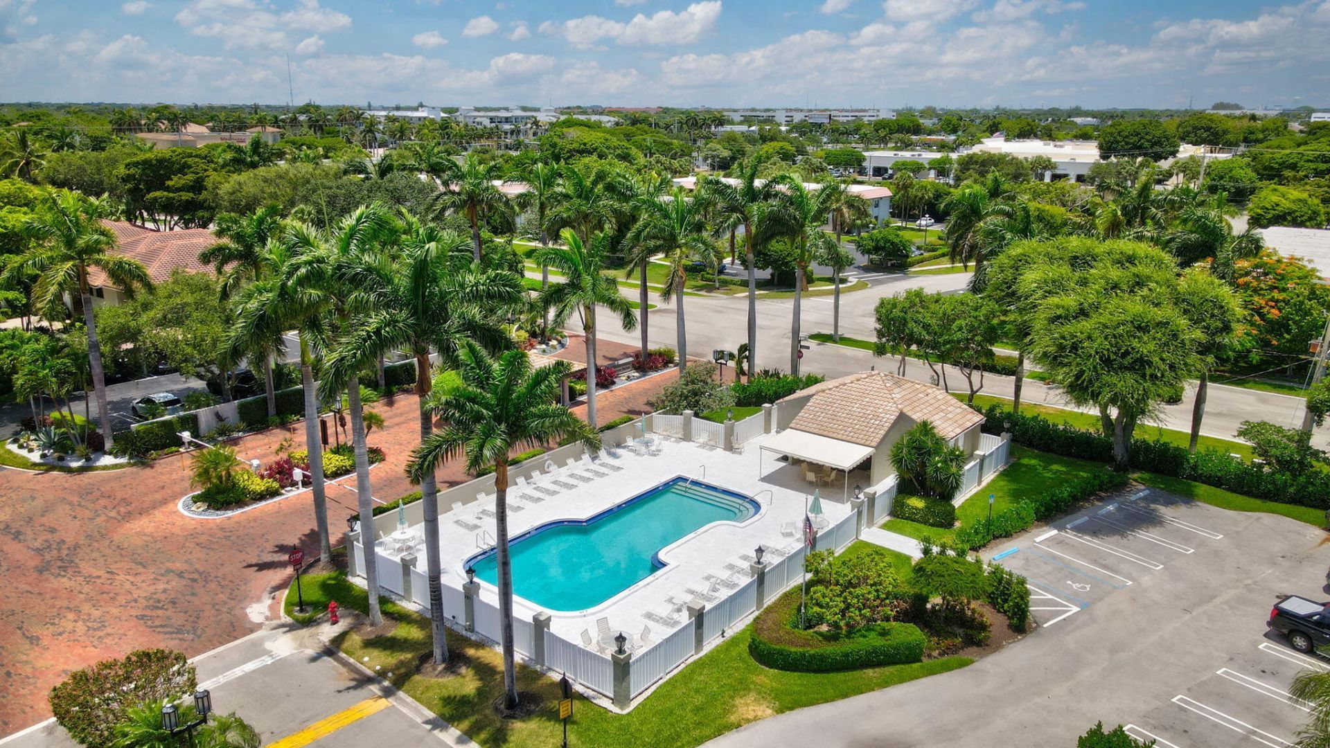 60 Pelican Pointe Drive, Unit 201, Delray Beach, FL 33483 Photo