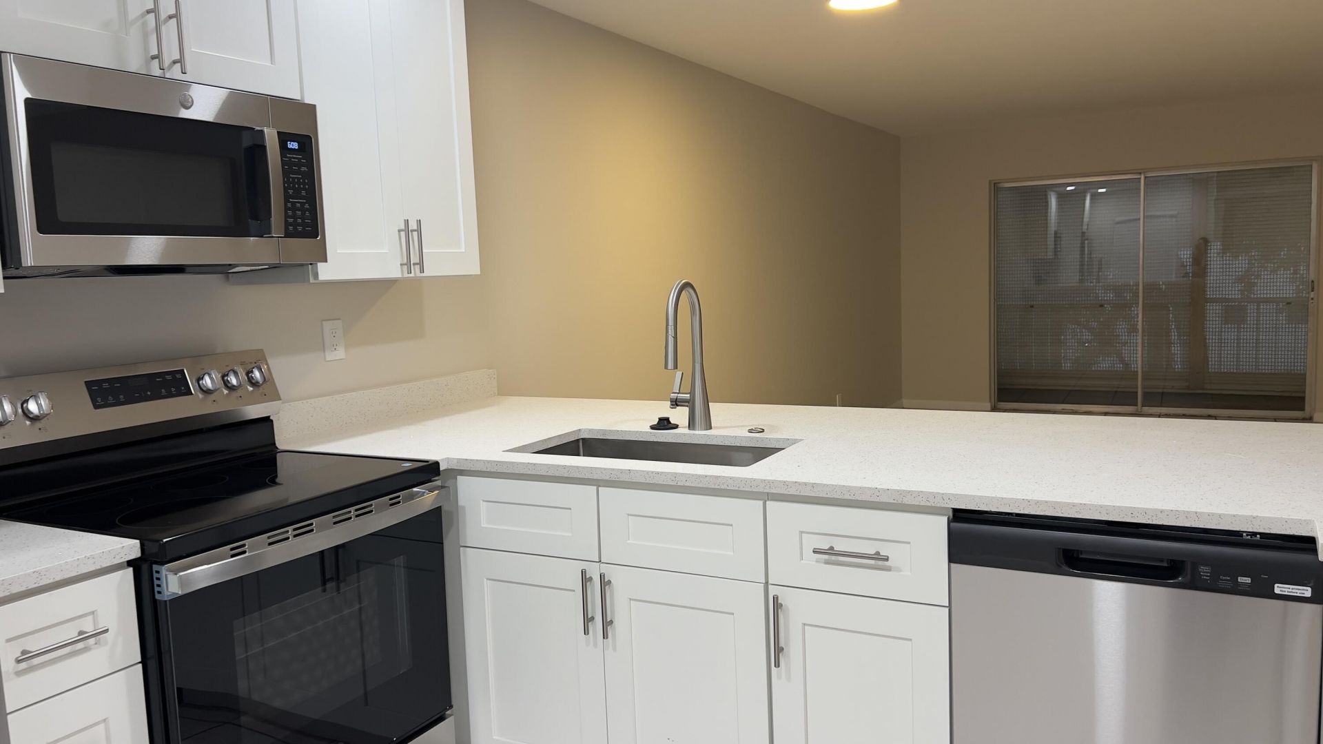 9374 SW 3rd Street, Unit 724, Boca Raton, FL 33428 Photo