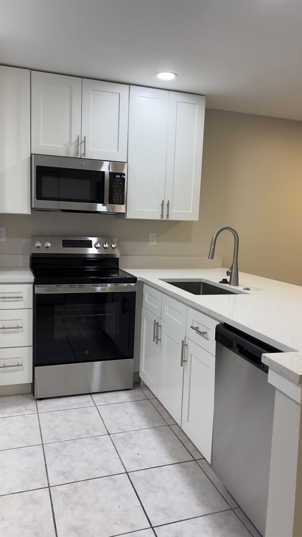 9374 SW 3rd Street, Unit 724, Boca Raton, FL 33428 Photo