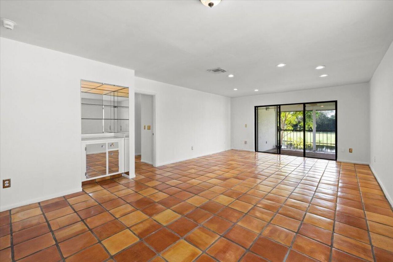 21535 Cypress Hammock Drive, Unit 36J, Boca Raton, FL 33428 Photo