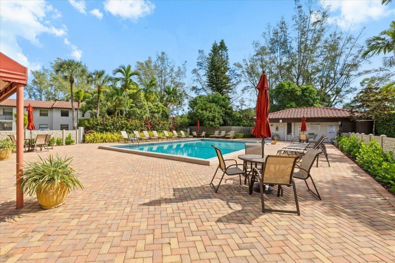 21535 Cypress Hammock Drive, Unit 36J, Boca Raton, FL 33428 Photo