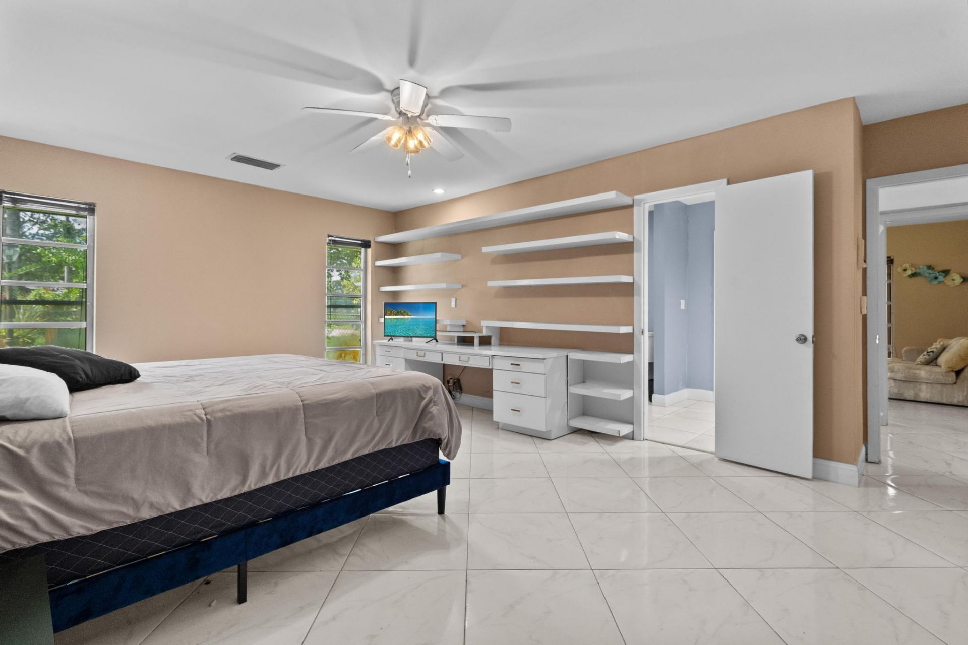 5104 White Oak Lane E, Tamarac, FL 33319 Photo