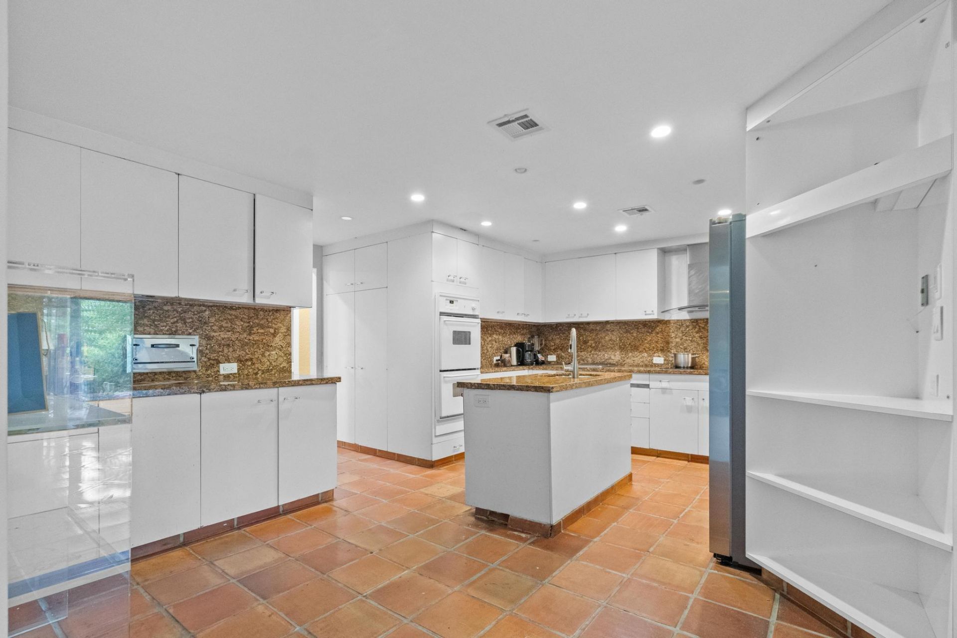 5104 White Oak Lane E, Tamarac, FL 33319 Photo