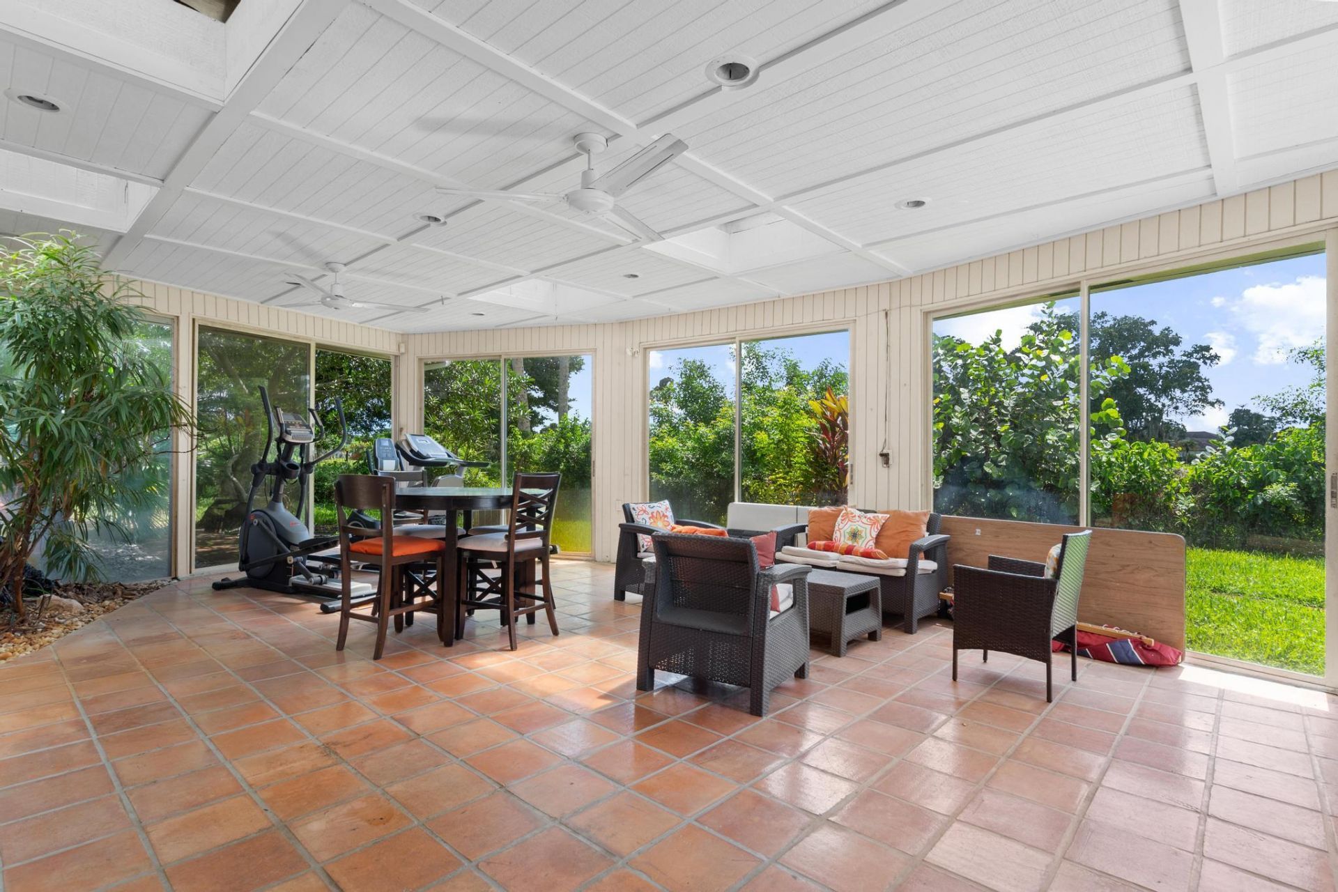 5104 White Oak Lane E, Tamarac, FL 33319 Photo