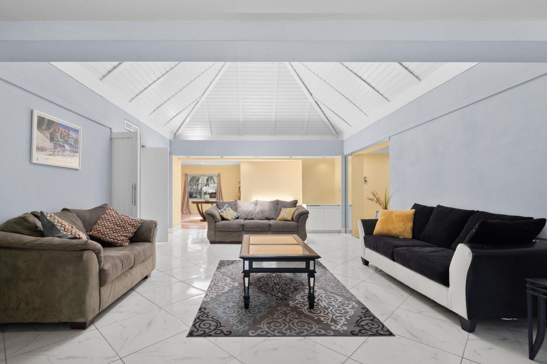 5104 White Oak Lane E, Tamarac, FL 33319 Photo