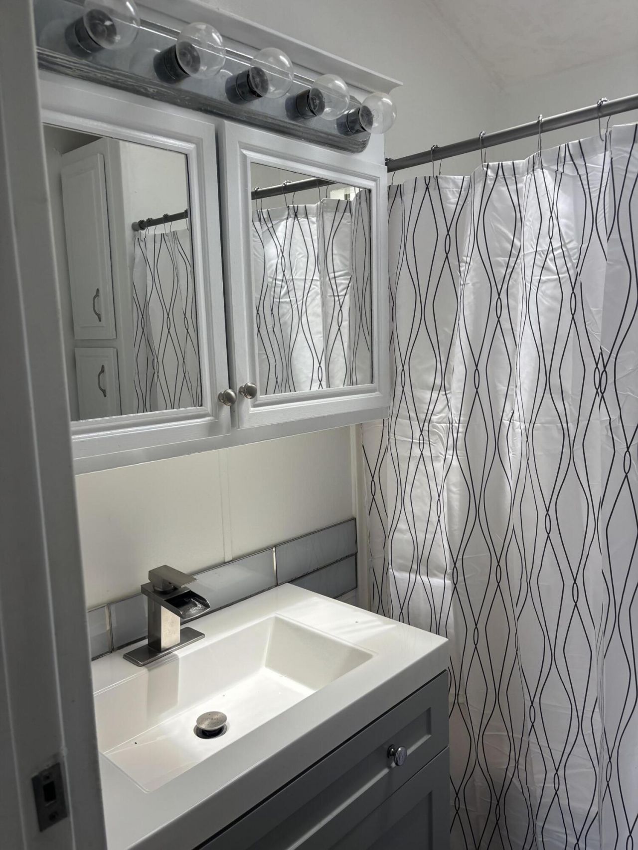 36 E 2nd Street, Unit p4, Key Largo, FL 33037 Photo