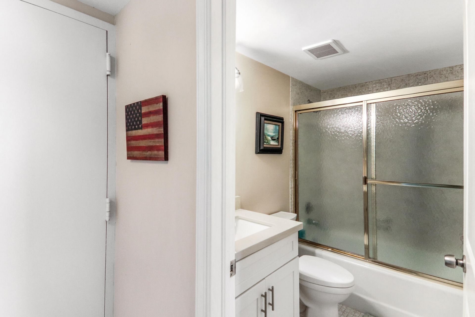 5480 N Ocean Drive, Unit A1D, Singer Island, FL 33404 Photo
