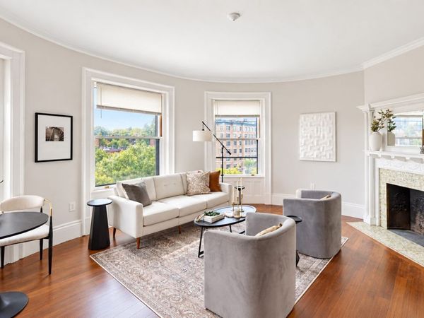 1070 Beacon St., Unit 6A, Brookline, MA 02446