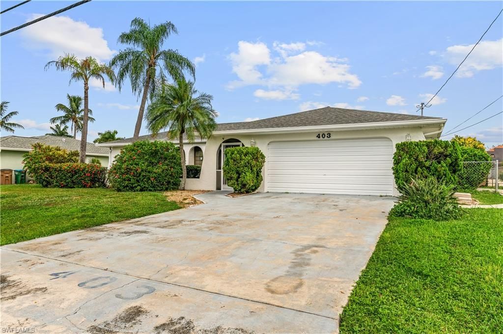 403 SE 33rd Ter, Cape Coral, FL 33904 Photo