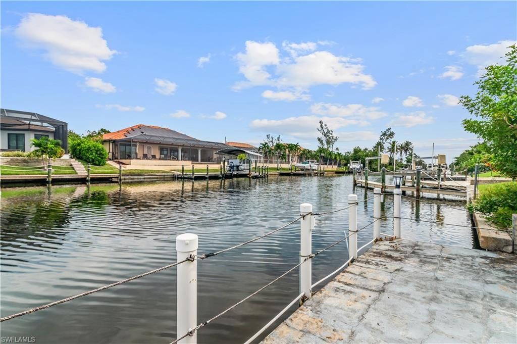 403 SE 33rd Ter, Cape Coral, FL 33904 Photo