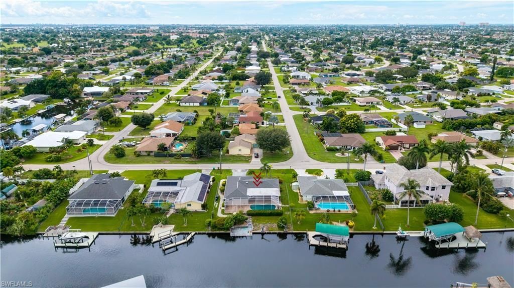 403 SE 33rd Ter, Cape Coral, FL 33904 Photo