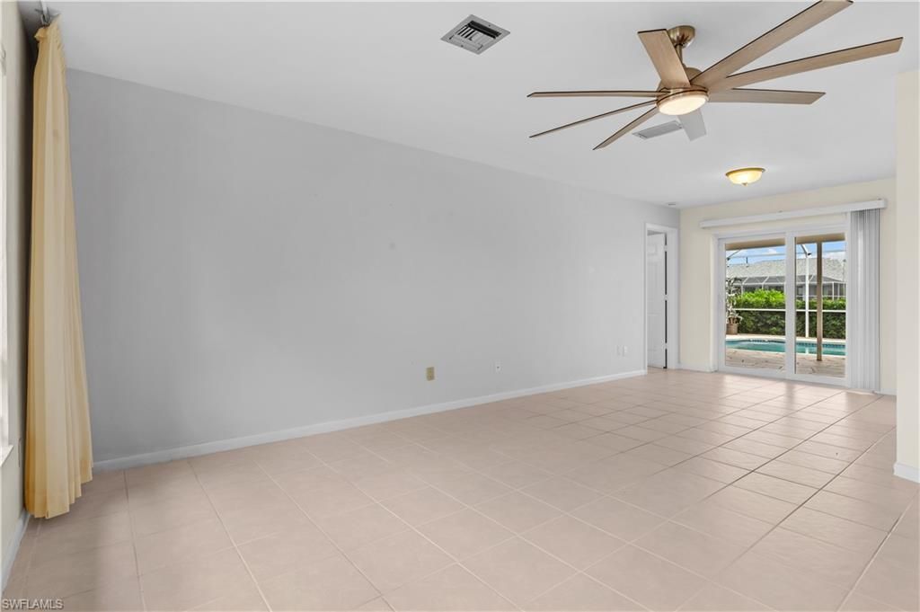 403 SE 33rd Ter, Cape Coral, FL 33904 Photo