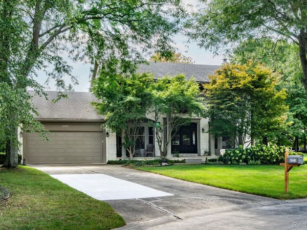 6253 Fairbrook Court , West Bloomfield Township, Mi 48322