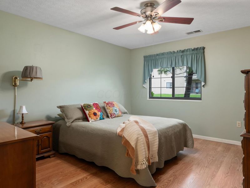 6735 Meadow Creek Drive, Unit 102, Columbus, OH 43235 Photo 15
