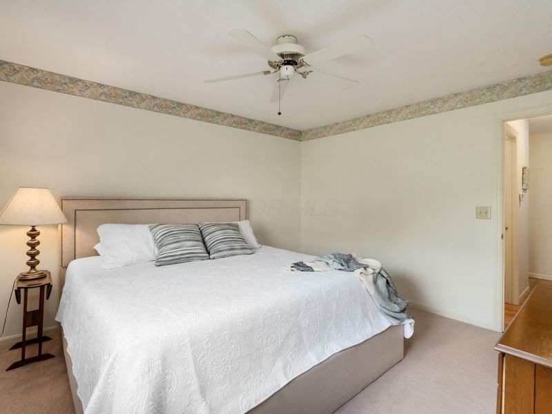 6735 Meadow Creek Drive, Unit 102, Columbus, OH 43235 Photo 24