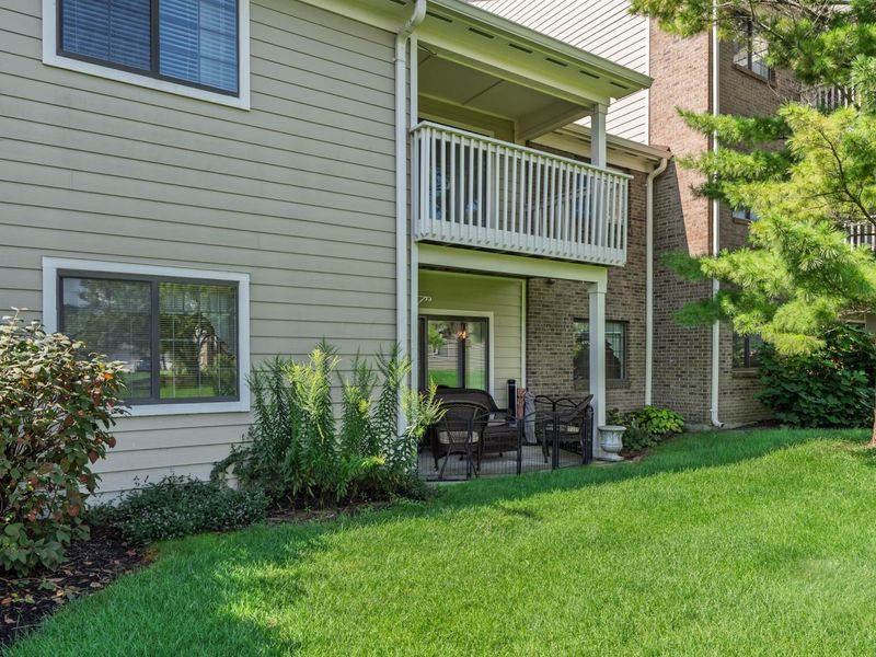 6735 Meadow Creek Drive, Unit 102, Columbus, OH 43235 Photo 30