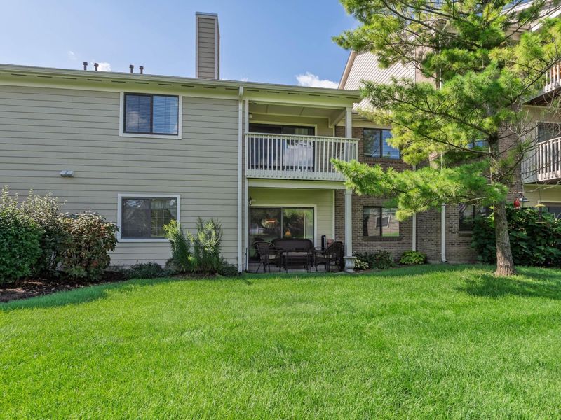 6735 Meadow Creek Drive, Unit 102, Columbus, OH 43235 Photo 31