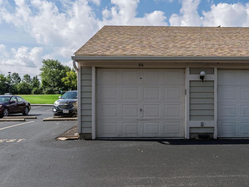 6735 Meadow Creek Drive, Unit 102, Columbus, OH 43235 Photo 35