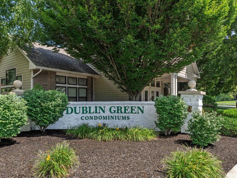 6735 Meadow Creek Drive, Unit 102, Columbus, OH 43235 Photo 36