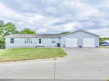 1303 N 6th Street, Nebraska City, NE 68410