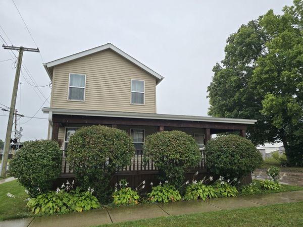 112 E Main Street , Plano, IL 60545