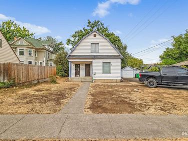 716 10th St, Lewiston, ID 83501