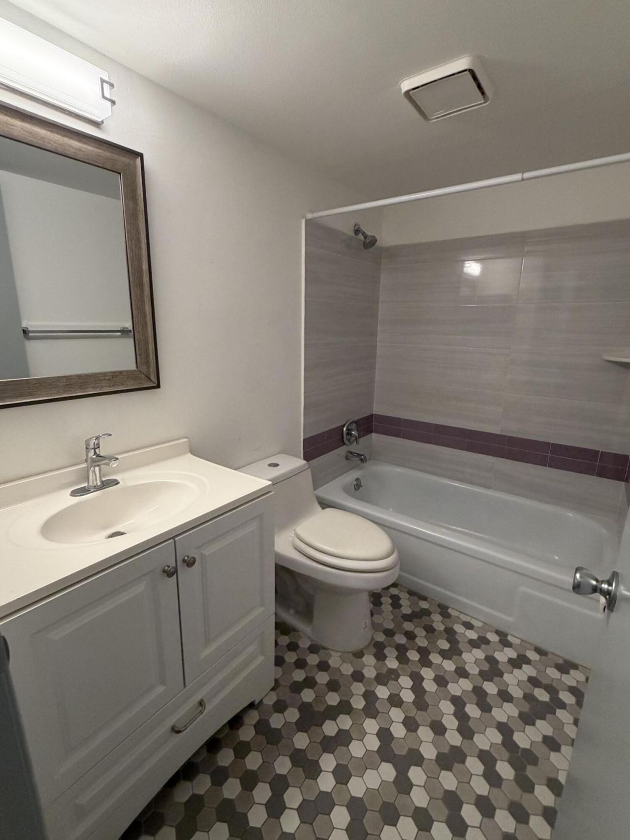 848 SW 9th Street Circle, Unit 203, Boca Raton, FL 33486 Photo