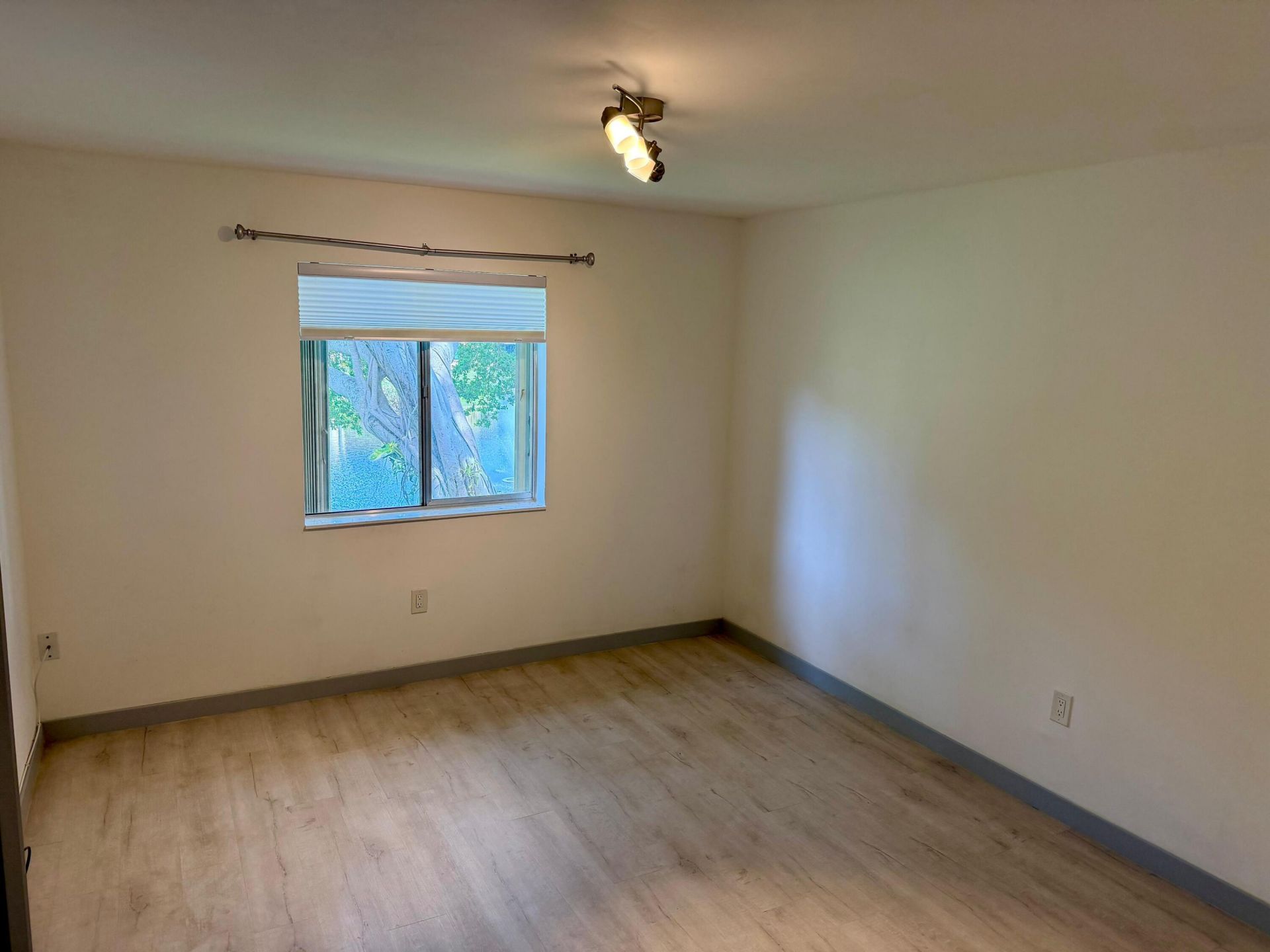 848 SW 9th Street Circle, Unit 203, Boca Raton, FL 33486 Photo